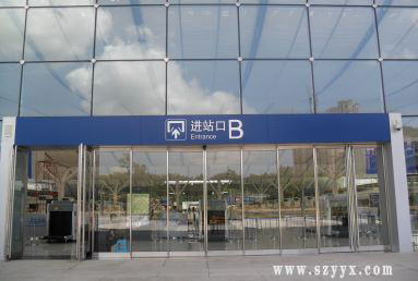 有框玻璃香蕉视频成人在线